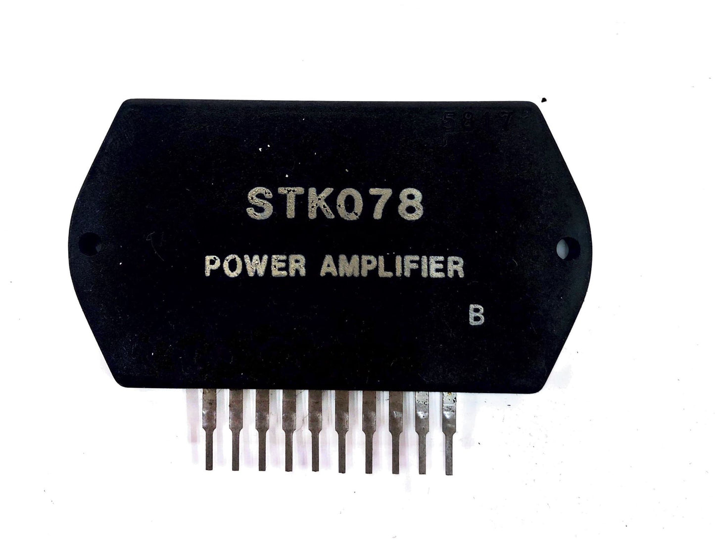 STK078 Amplificatore
