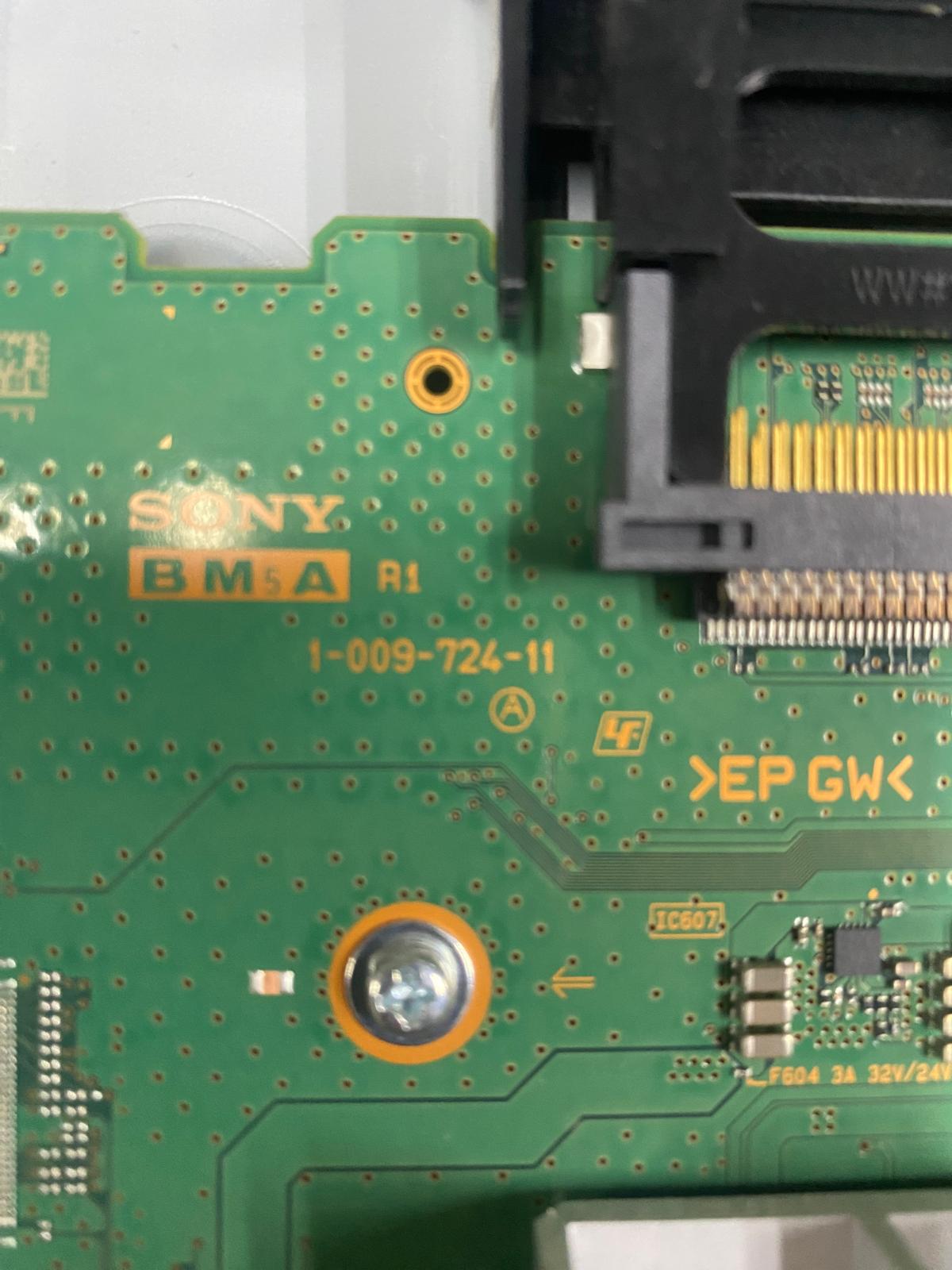 1-009-724-11 sony scheda madre