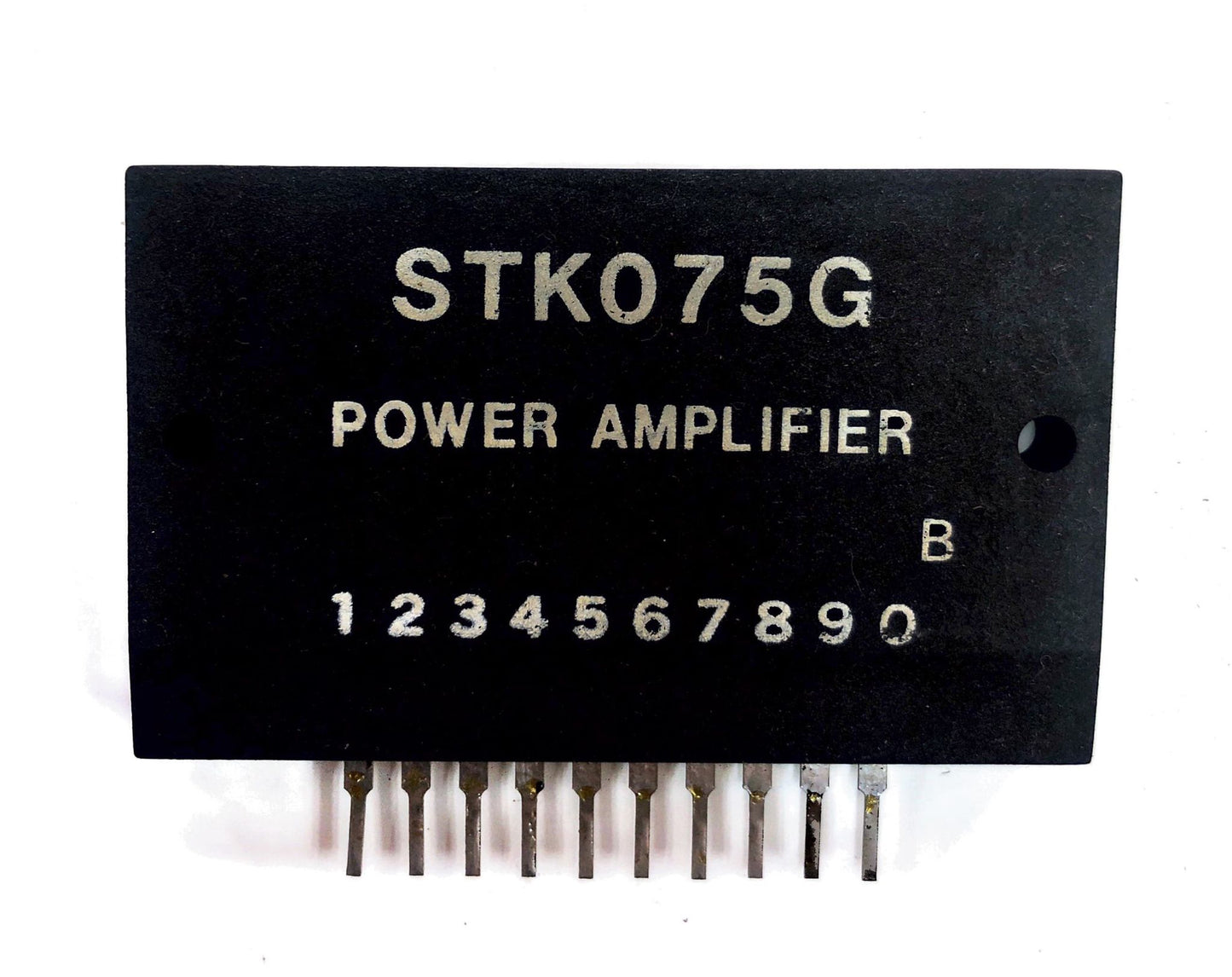 STK075 Amplificatore