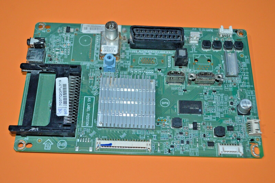 715G8232-M01-B00-004T  Scheda MADRE